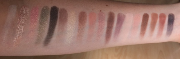 too-faced-sweet-peach-swatch-palette